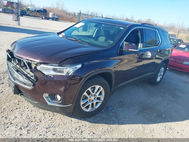 Chevrolet Traverse 1lt 2018 1GNERGKW3JJ108430 Image 2