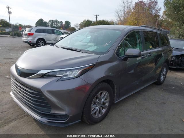 5TDKSKFC8PS077495 Toyota SIENNA LE