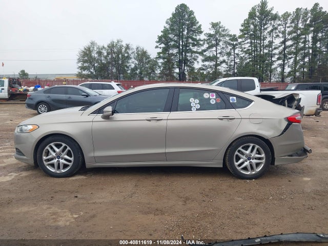3FA6P0H70FR104414 Ford FUSION SE