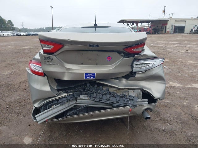3FA6P0H70FR104414 Ford FUSION SE