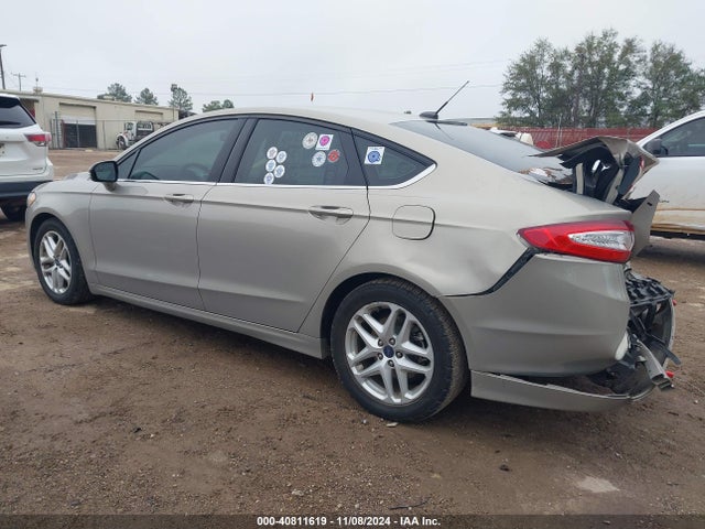 3FA6P0H70FR104414 Ford FUSION SE
