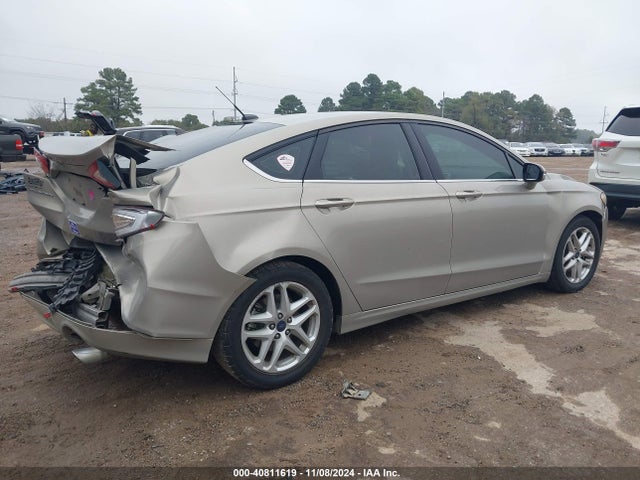 3FA6P0H70FR104414 Ford FUSION SE