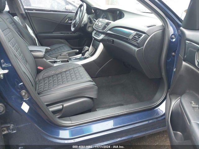 Продажа на аукционе авто 2014 Honda Accord Sport, vin: 1HGCR2F51EA139266, номер лота: 40811692