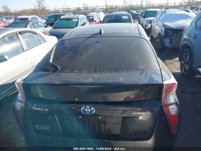 JTDKARFU2G3508001 Toyota Prius Three Touring