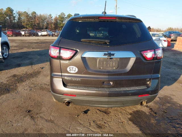 Chevrolet Traverse 2lt 2017 1GNKRHKDXHJ313857 Image 16