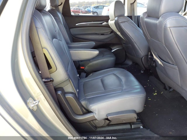 5GAERBKWXJJ257558 Buick Enclave Essence