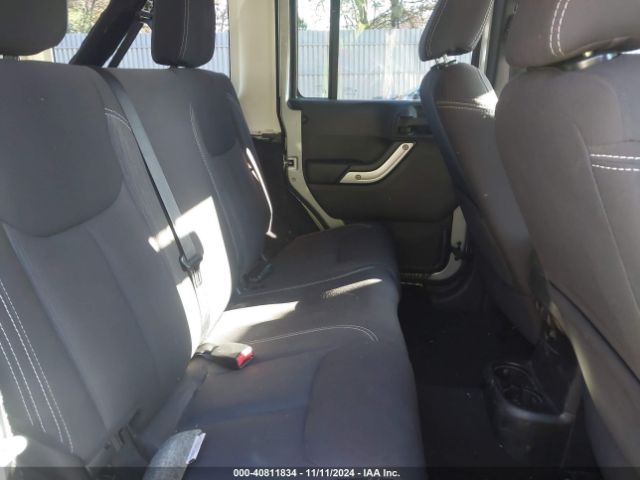 1C4HJWEG2FL639898 Jeep Wrangler Unlimited Sahara