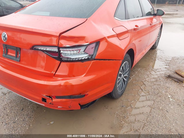 3VWE57BU5KM247852 Volkswagen Jetta 1.4t Sel