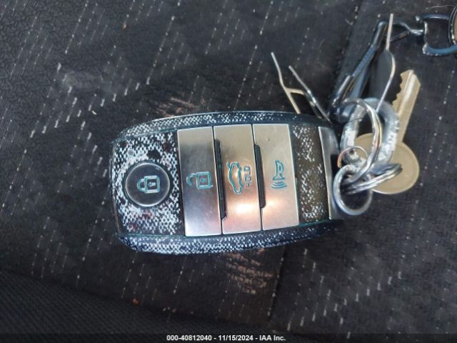 3KPA24AD8NE483324 KIA RIO S