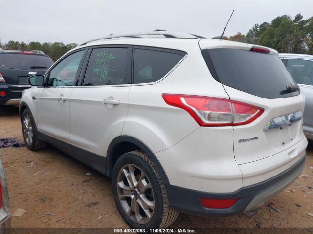 1FMCU0J92EUB55112 Ford Escape Titanium