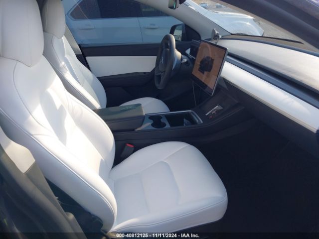 7SAYGDEFXNF360391 Tesla Model Y Performance Dual Motor All-wheel Drive