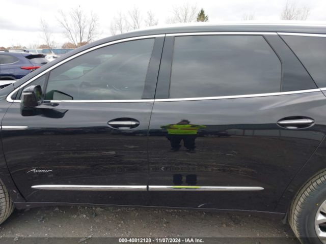 5GAERDKW1JJ176489 Buick Enclave Avenir