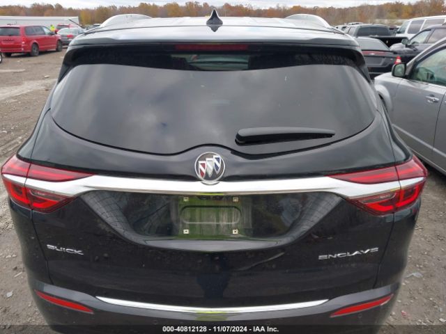 5GAERDKW1JJ176489 Buick Enclave Avenir
