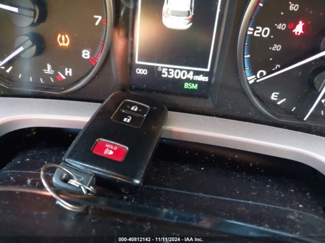 JTMRFREV8JJ242092 Toyota Rav4 Adventure/xle