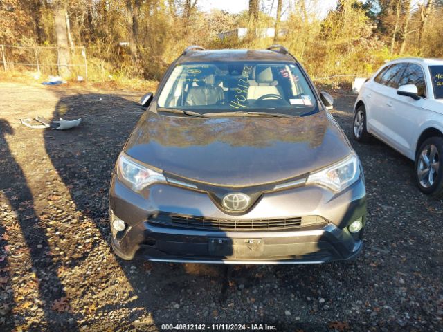 JTMRFREV8JJ242092 Toyota Rav4 Adventure/xle