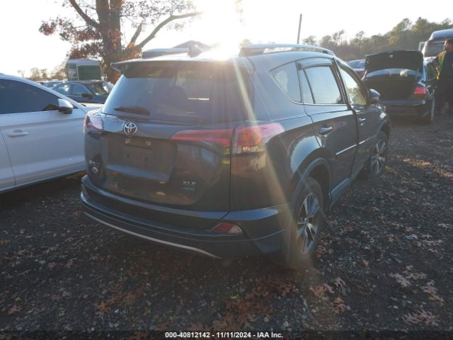 JTMRFREV8JJ242092 Toyota Rav4 Adventure/xle