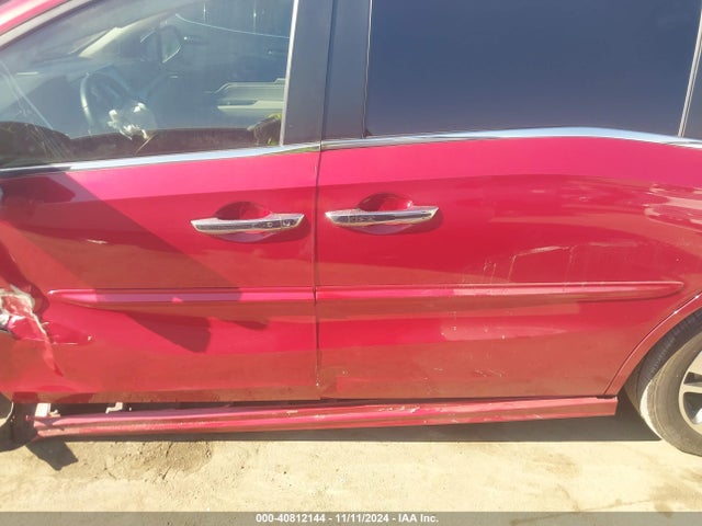Honda Odyssey Touring 2022 5FNRL6H86NB017275 Image 19