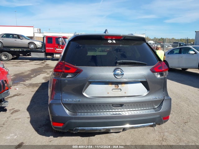 Nissan ROGUE SV 2018 5N1AT2MV5JC833799 Image 16