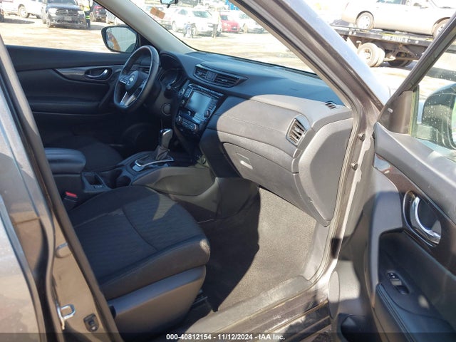 Nissan ROGUE SV 2018 5N1AT2MV5JC833799 Image 5