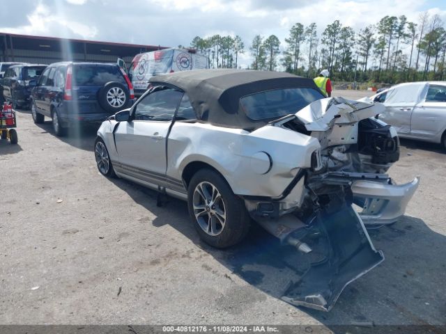 1ZVBP8EMXE5210871 Ford Mustang V6 Premium