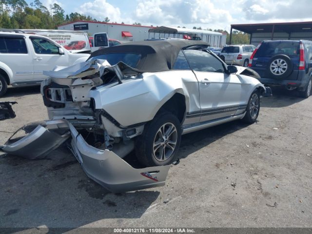 1ZVBP8EMXE5210871 Ford Mustang V6 Premium