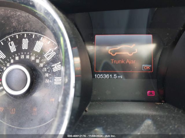 1ZVBP8EMXE5210871 Ford Mustang V6 Premium