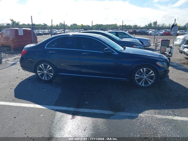 55SWF4JB4GU161297 Mercedes-Benz C 300 Luxury/sport