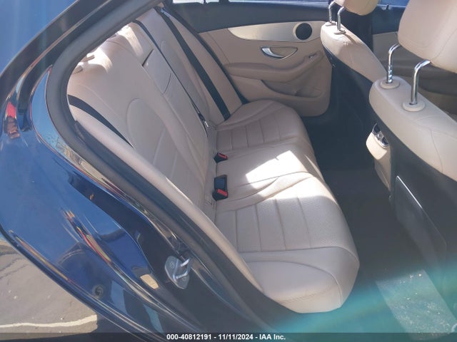 55SWF4JB4GU161297 Mercedes-Benz C 300 Luxury/sport