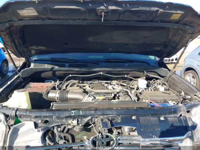 5TFDY5F11GX538084 Toyota Tundra Sr5 5.7l V8