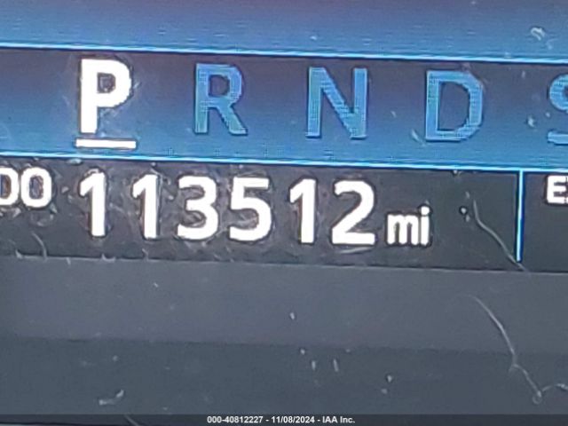 5TFDY5F11GX538084 Toyota Tundra Sr5 5.7l V8