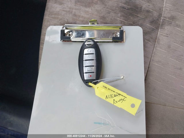 Nissan ROGUE SV 2018 5N1AT2MVXJC851277 Image 11
