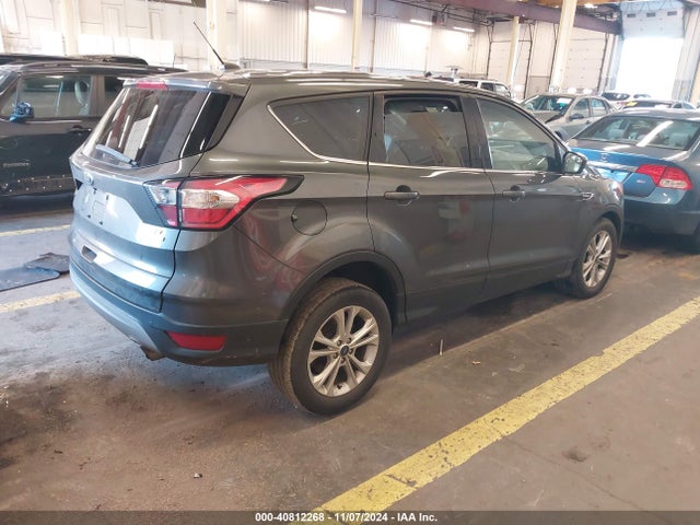 Ford ESCAPE SE 2017 1FMCU0GD4HUC81049 Image 4