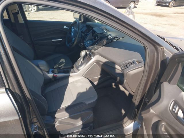 1FMCU9GX7GUC85013 Ford ESCAPE SE