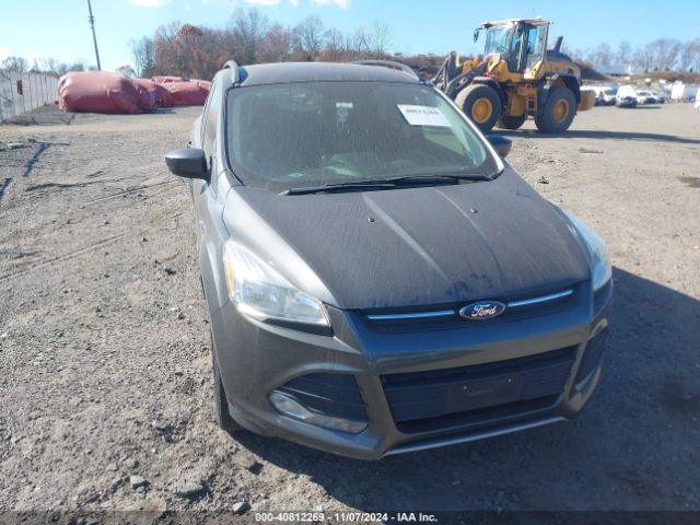 1FMCU9GX7GUC85013 Ford ESCAPE SE