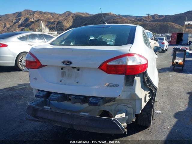 Ford FIESTA SE 2018 3FADP4BJ7JM101888 Image 16