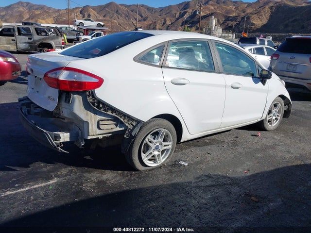 Ford FIESTA SE 2018 3FADP4BJ7JM101888 Image 4