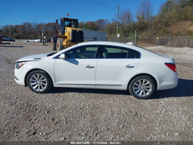1G4GB5G38FF256118 Buick Lacrosse Leather