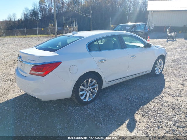 1G4GB5G38FF256118 Buick Lacrosse Leather