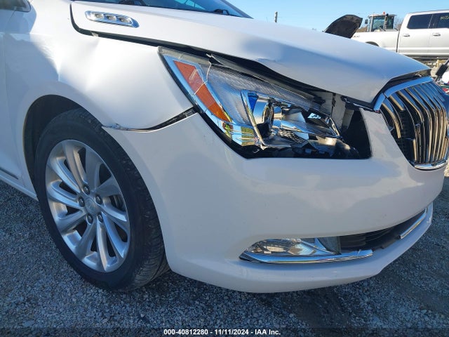 1G4GB5G38FF256118 Buick Lacrosse Leather