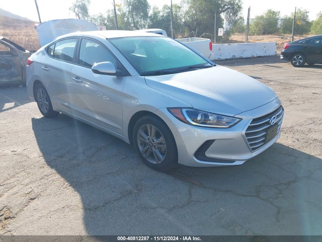 2018 5NPD84LF8JH268798 main image