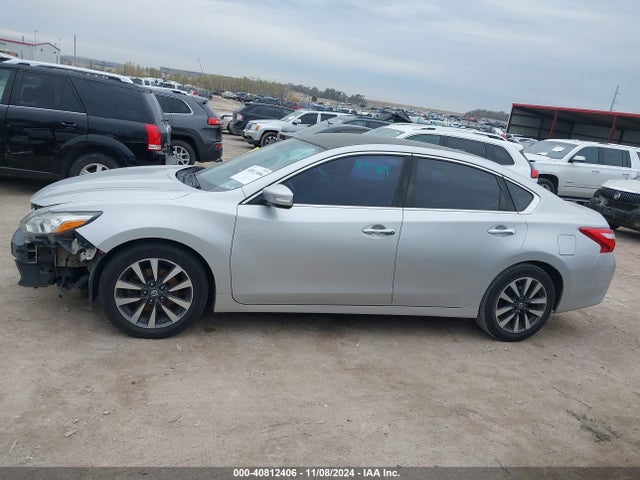 1N4AL3AP3HC115829 Nissan Altima 2.5/2.5 S/2.5 Sl/2.5 Sr/2.5 Sv