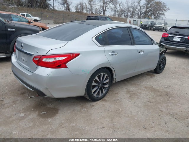 1N4AL3AP3HC115829 Nissan Altima 2.5/2.5 S/2.5 Sl/2.5 Sr/2.5 Sv