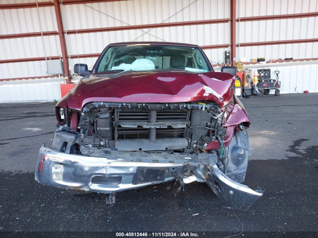1C6RR7GT2HS675085 RAM 1500 Big Horn  4x4 6'4 Box