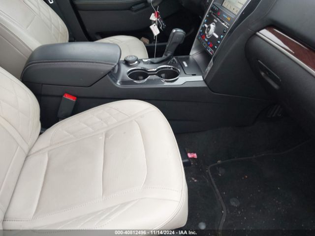 1FM5K8HT7HGA56013 Ford Explorer Platinum