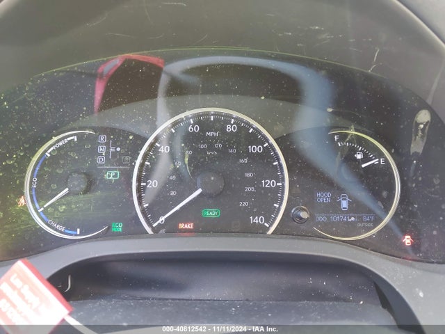 JTHKD5BH7F2221085 Lexus CT 200H