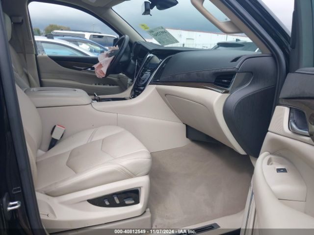 1GYS3BKJ7LR158332 Cadillac Escalade 2wd Luxury