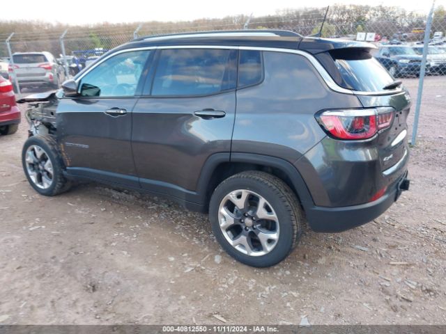 3C4NJDCB5JT214297 Jeep Compass Limited 4x4