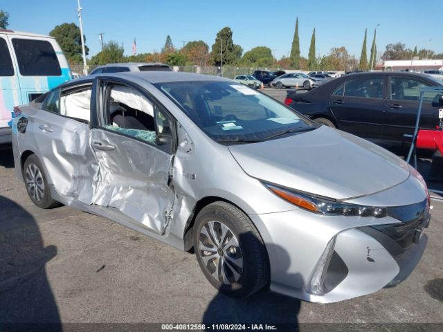 JTDKAMFP7M3175450 Toyota Prius Prime Le