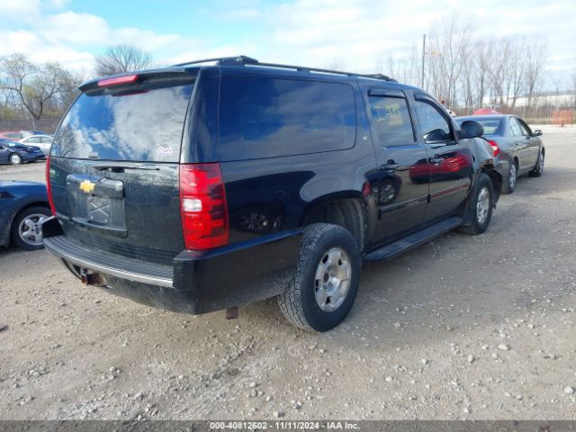 1GNSKJE71ER232700 Chevrolet Suburban 1500 Lt