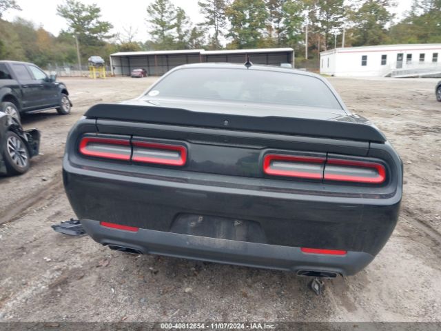 2C3CDZBT3JH112015 Dodge Challenger R/t